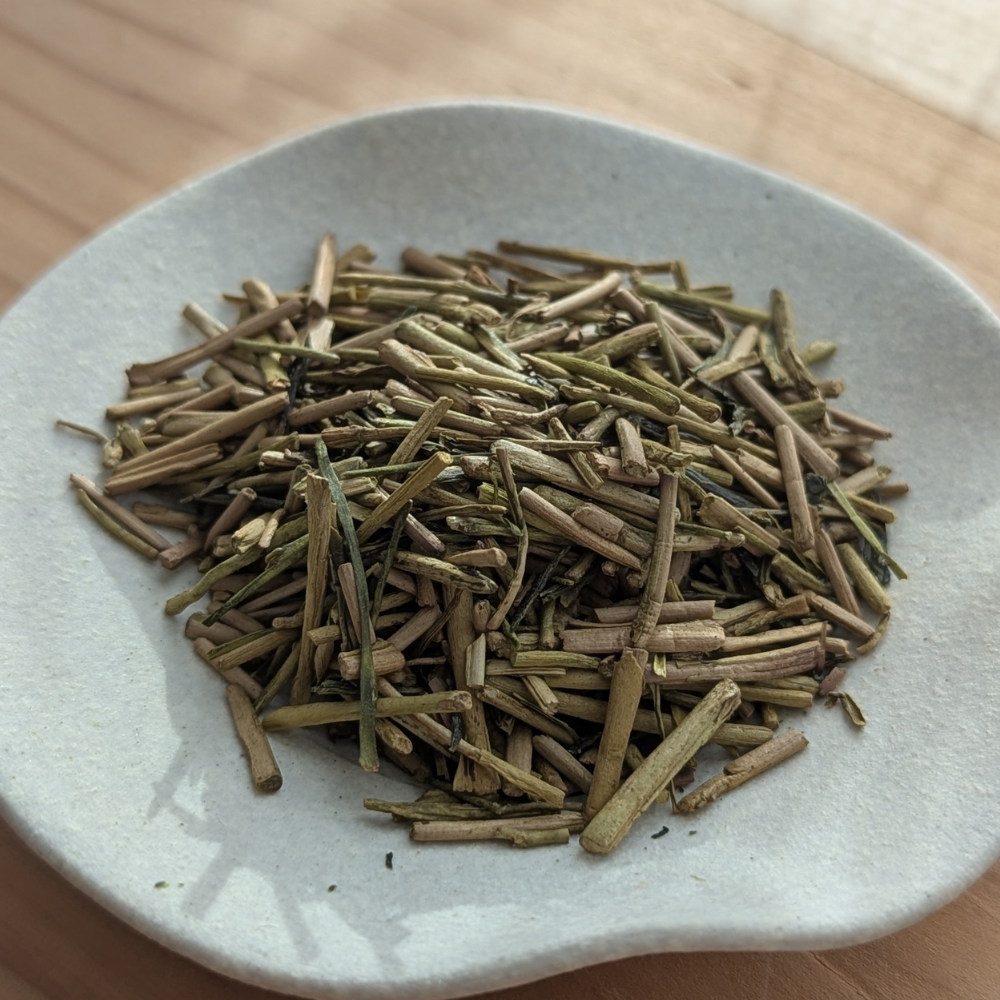 Thé de tiges torréfié, hojicha japonais